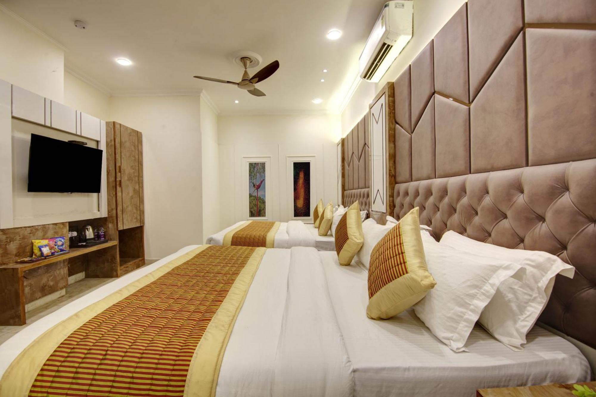 Bless Inn - Near Connaught Place Neu-Delhi Exterior foto