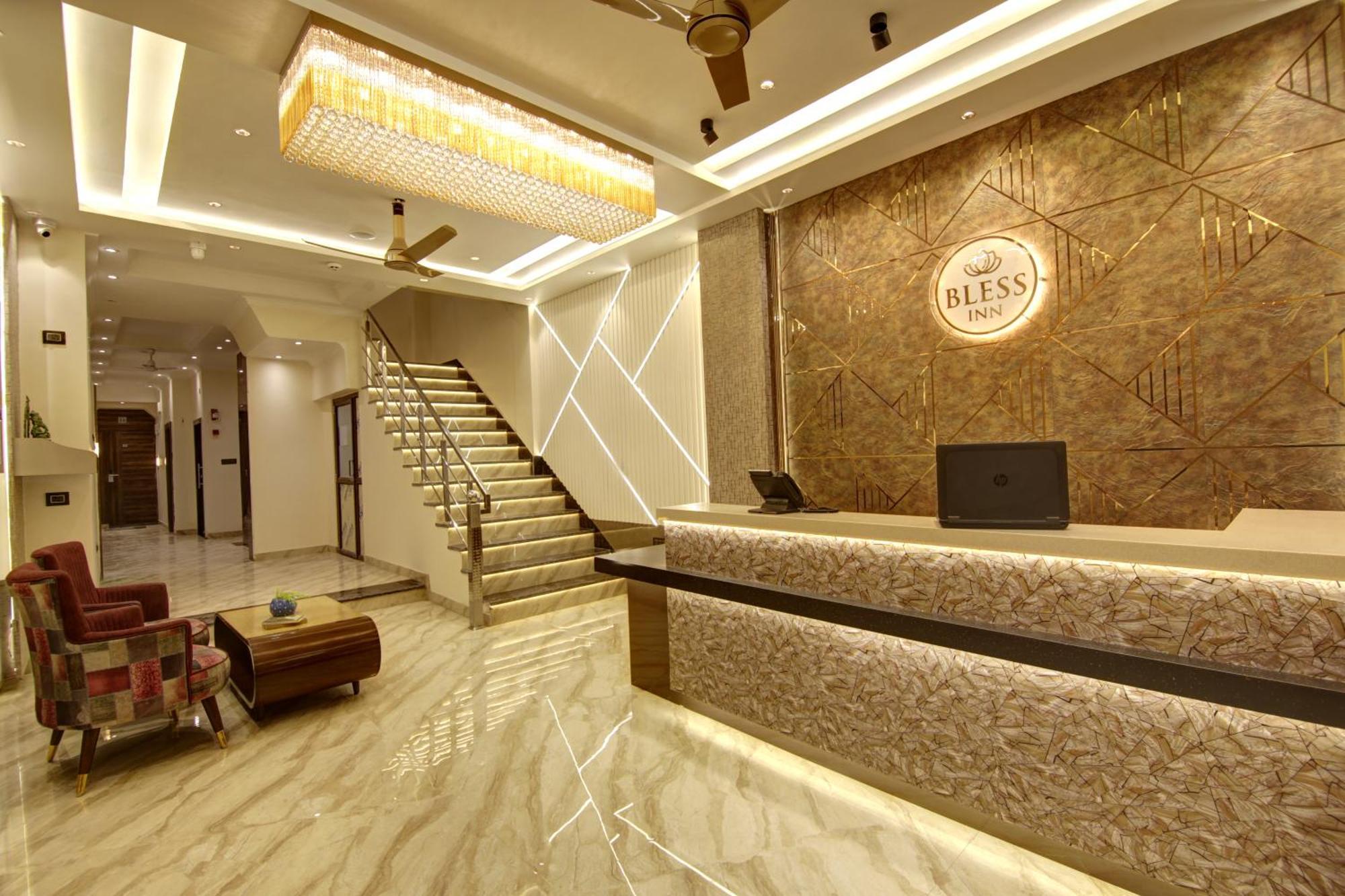 Bless Inn - Near Connaught Place Neu-Delhi Exterior foto