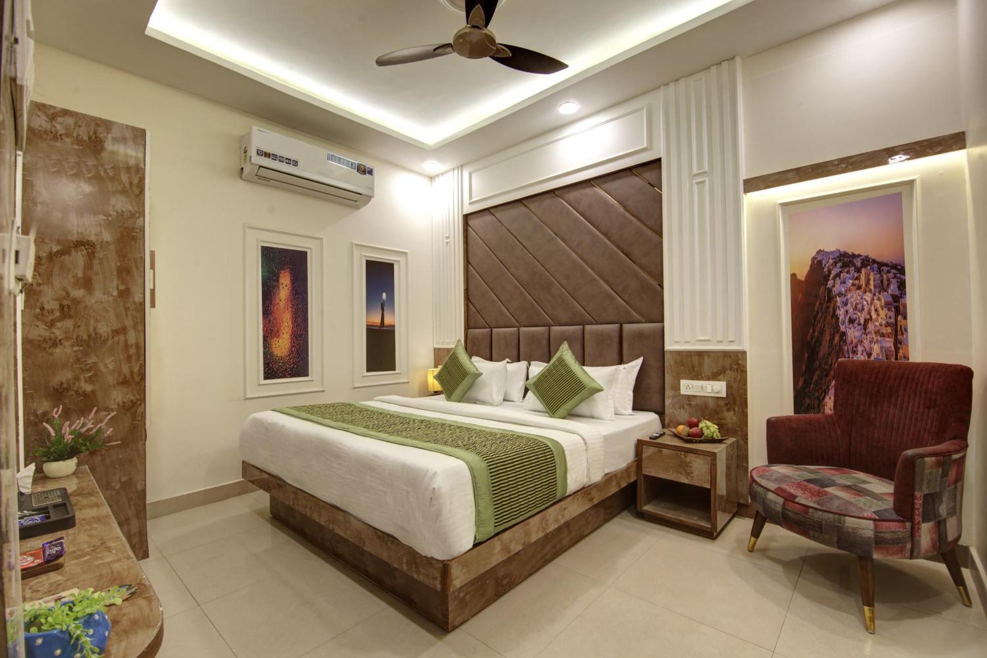 Bless Inn - Near Connaught Place Neu-Delhi Exterior foto