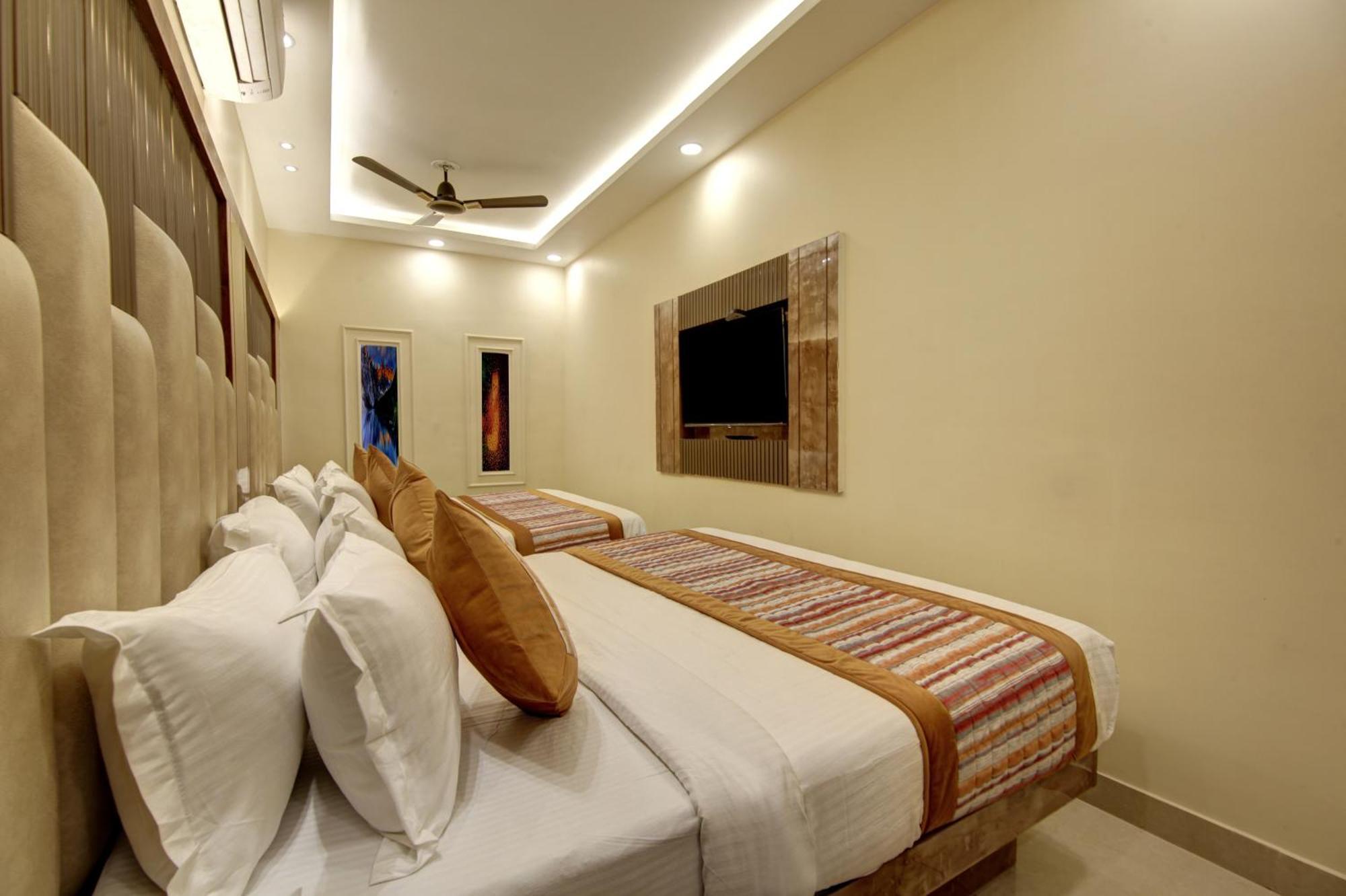 Bless Inn - Near Connaught Place Neu-Delhi Exterior foto