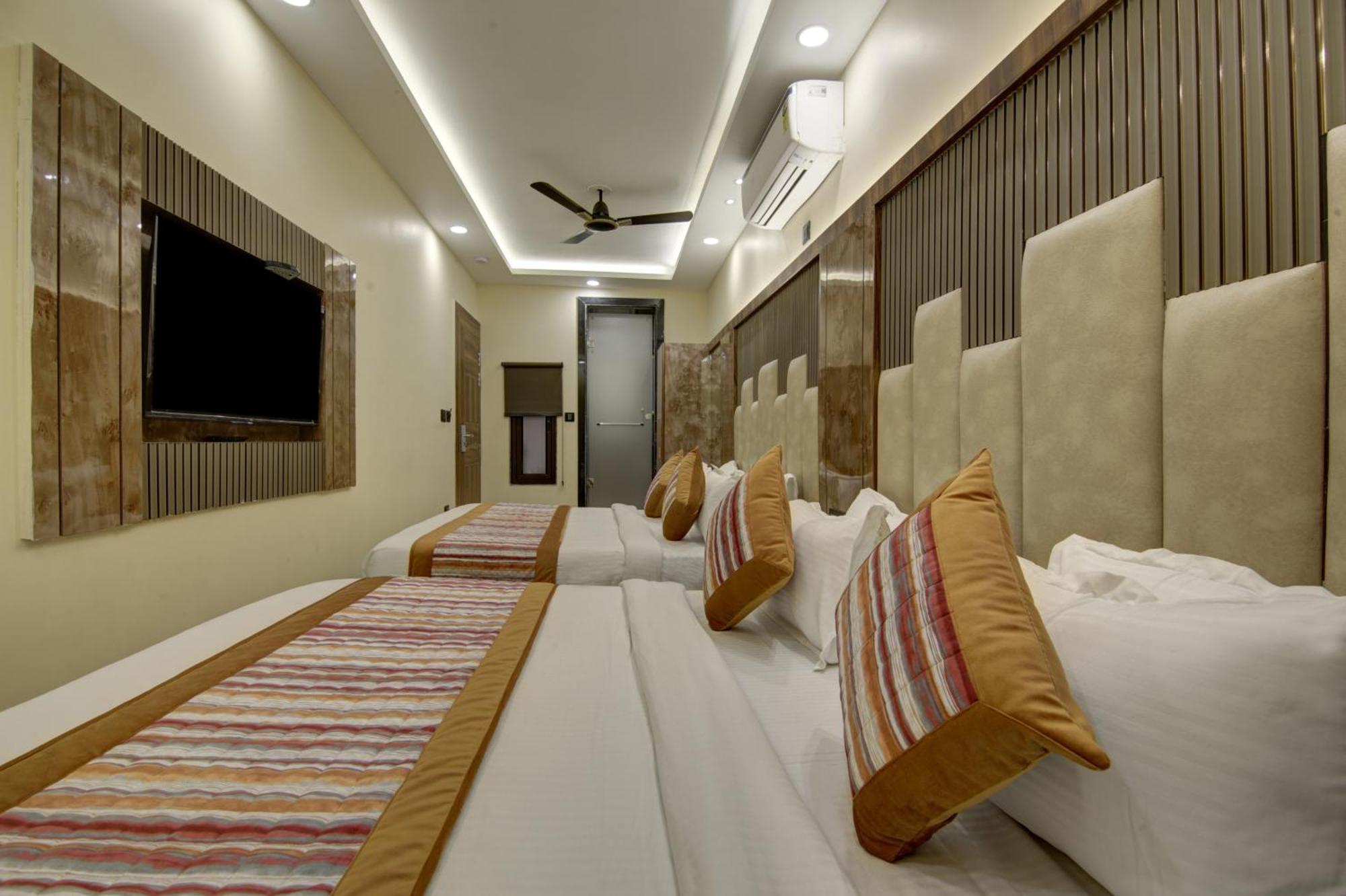 Bless Inn - Near Connaught Place Neu-Delhi Exterior foto