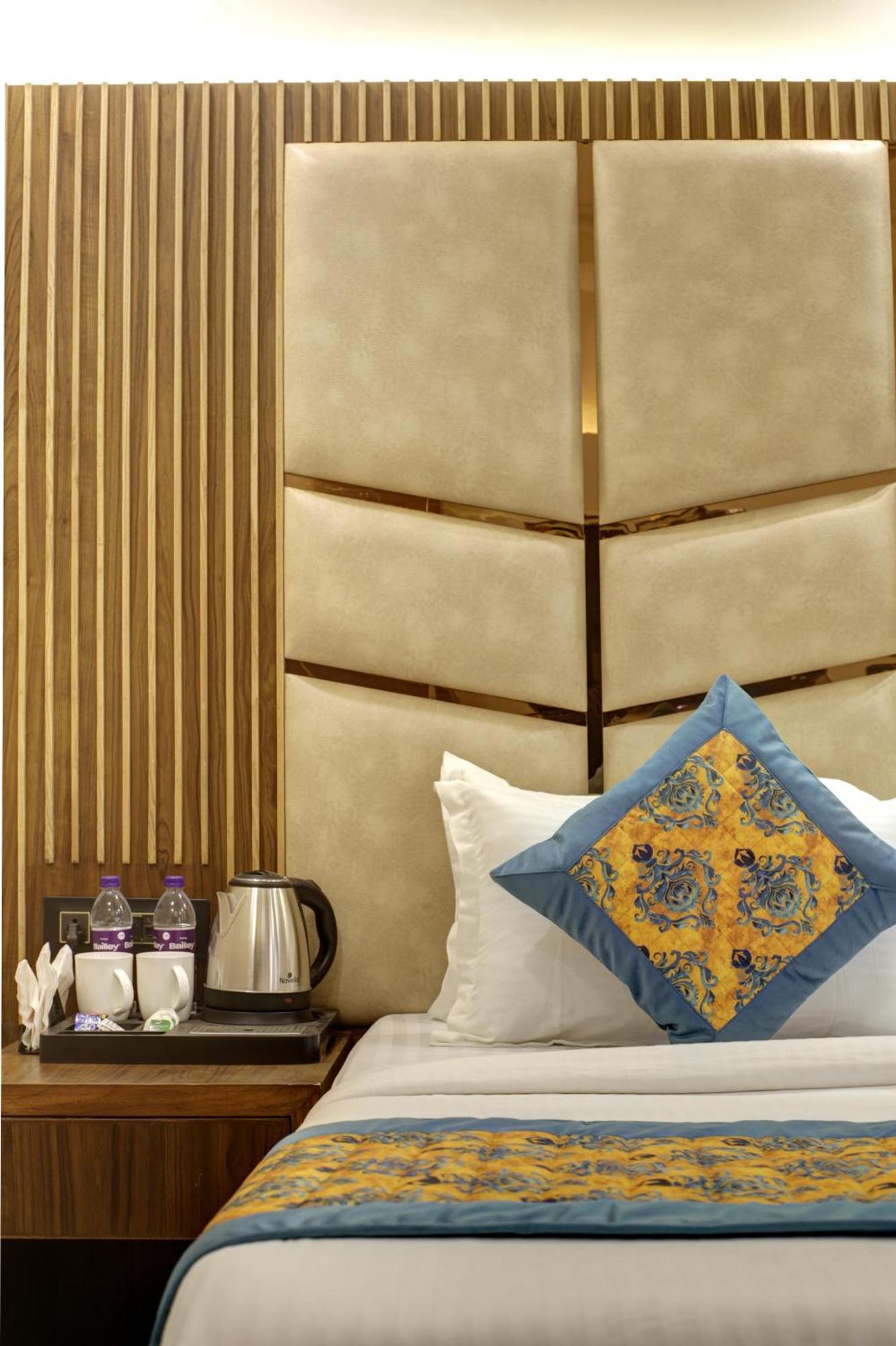 Bless Inn - Near Connaught Place Neu-Delhi Exterior foto